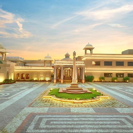 Heritage Village Resort&Spa Manesar-Gurgaon Exterior foto