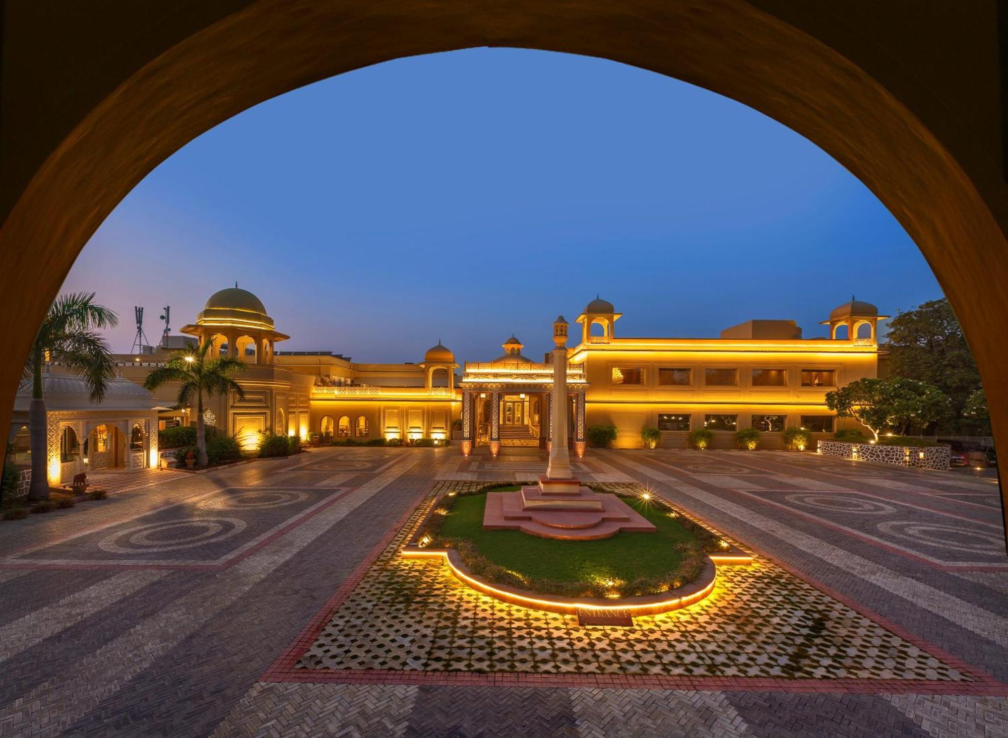 Heritage Village Resort&Spa Manesar-Gurgaon Exterior foto