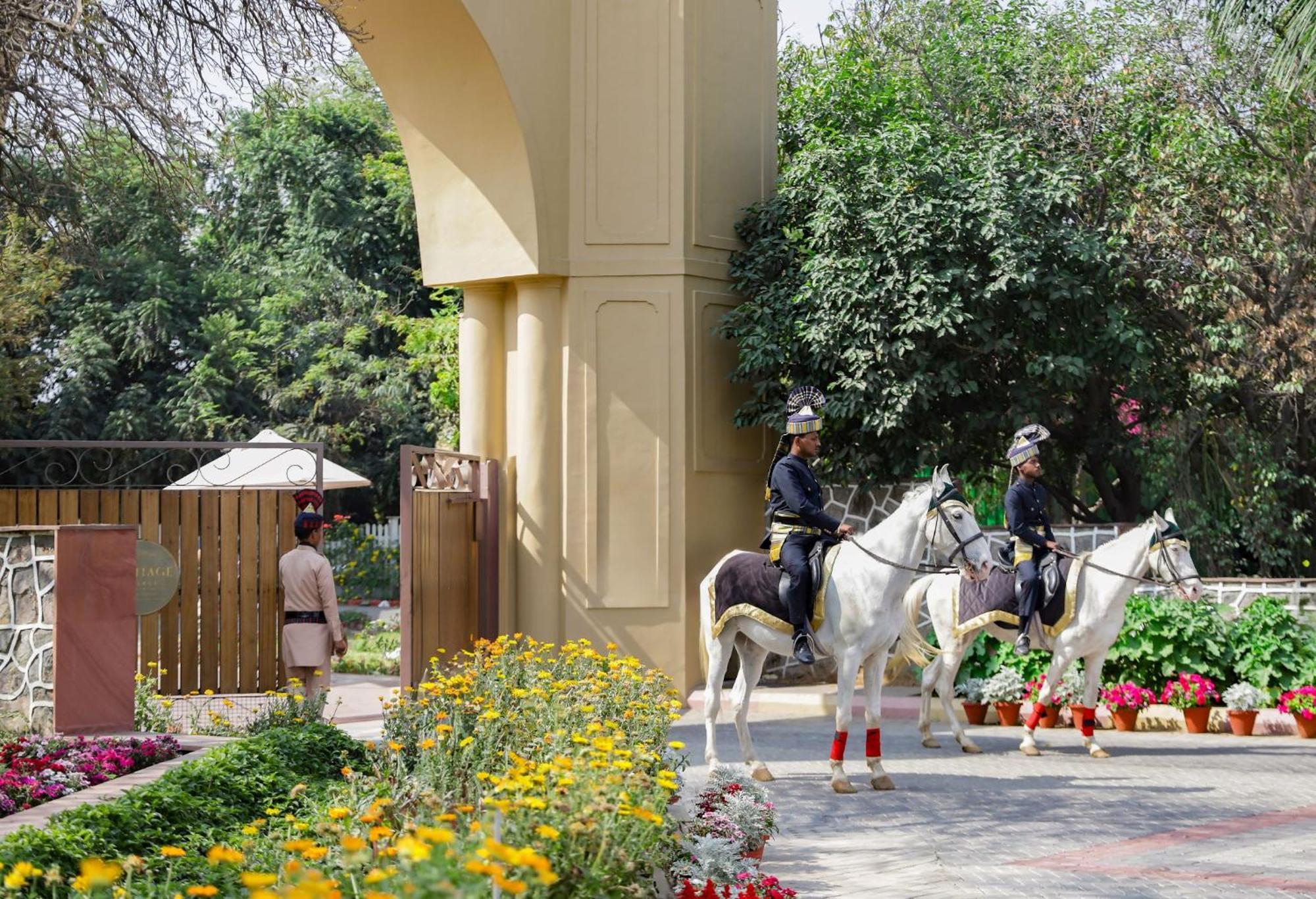 Heritage Village Resort&Spa Manesar-Gurgaon Exterior foto